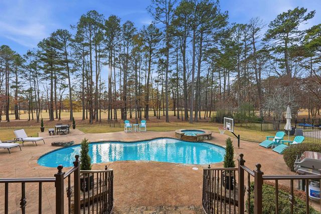 40 Germay Court, Little Rock, AR 72223