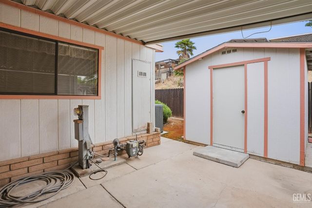 8536 Kern Canyon Road 97, Bakersfield, CA 93306