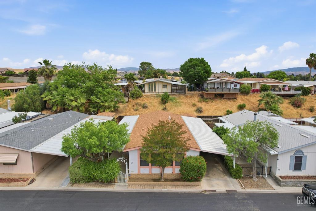 8536 Kern Canyon Road 97, Bakersfield, CA 93306
