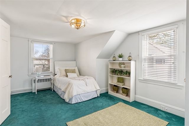 55 Lindy Avenue, East Providence, RI 02915