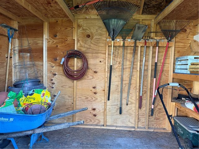 55 Lindy Avenue, East Providence, RI 02915