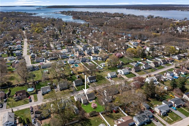 55 Lindy Avenue, East Providence, RI 02915