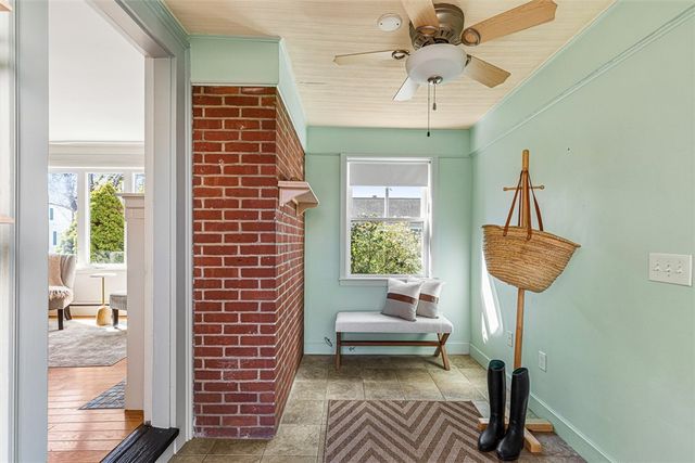 55 Lindy Avenue, East Providence, RI 02915