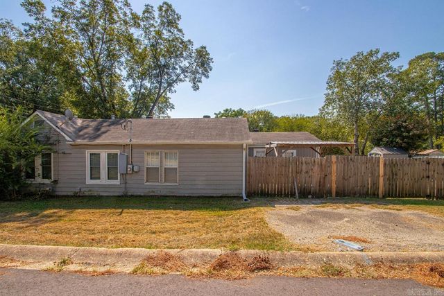 203 S Martin Street, Benton, AR 72015