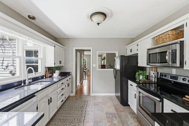 2411 W 14th, Wichita, KS 67203