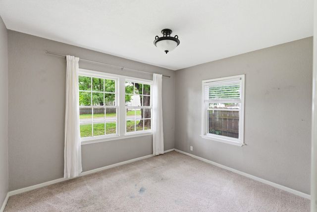 2411 W 14th, Wichita, KS 67203