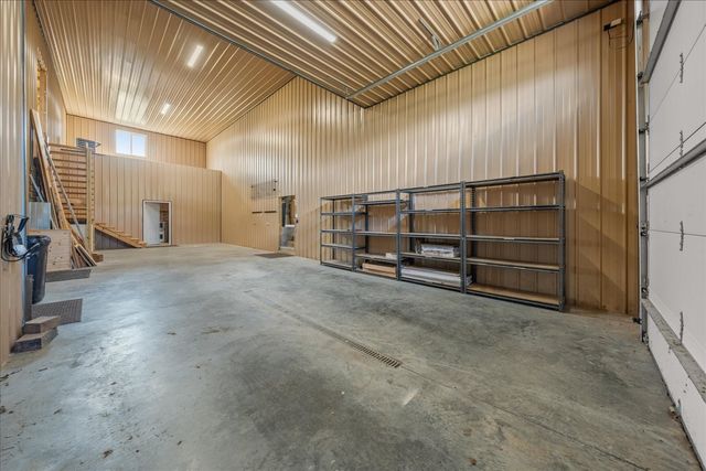 10879 Church Rd, Bon Aqua, TN 37025