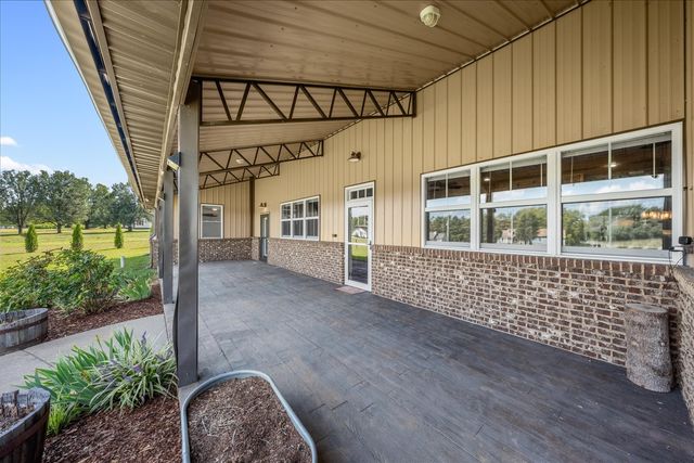 10879 Church Rd, Bon Aqua, TN 37025