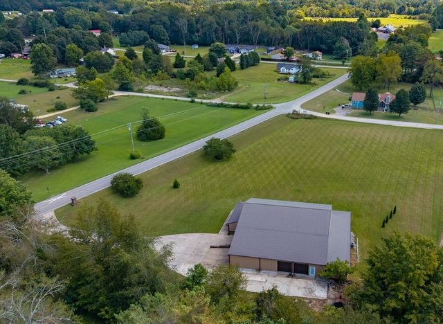 10879 Church Rd, Bon Aqua, TN 37025