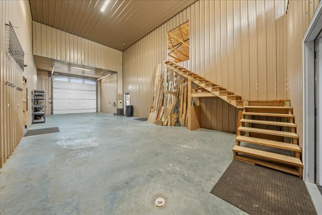 10879 Church Rd, Bon Aqua, TN 37025
