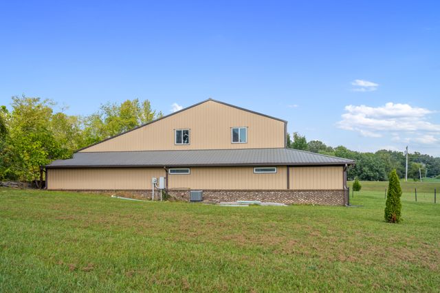 10879 Church Rd, Bon Aqua, TN 37025