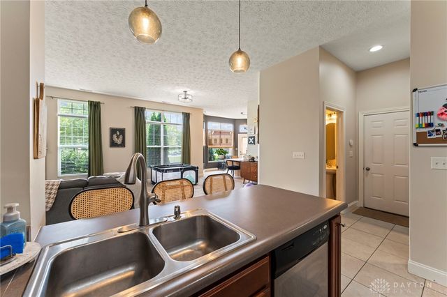 8971 Anneliese Way, Clayton, OH 45315