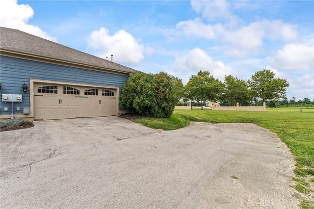 8971 Anneliese Way, Clayton, OH 45315