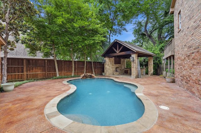707 Bent Tree Court, Coppell, TX 75019