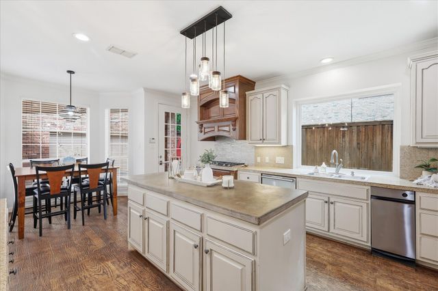 707 Bent Tree Court, Coppell, TX 75019