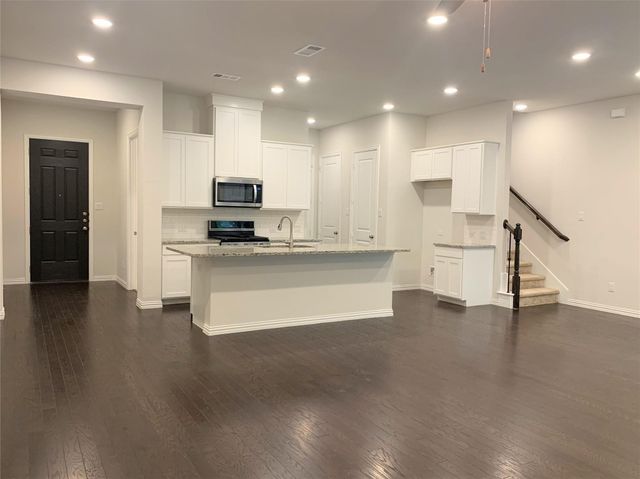 17768 Coralberry Drive, Dallas, TX 75252