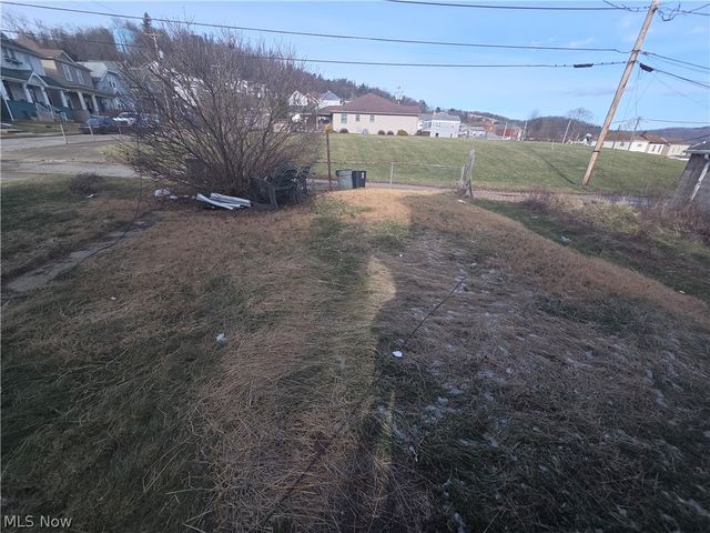 710 Washington Street, Martins Ferry, OH 43935