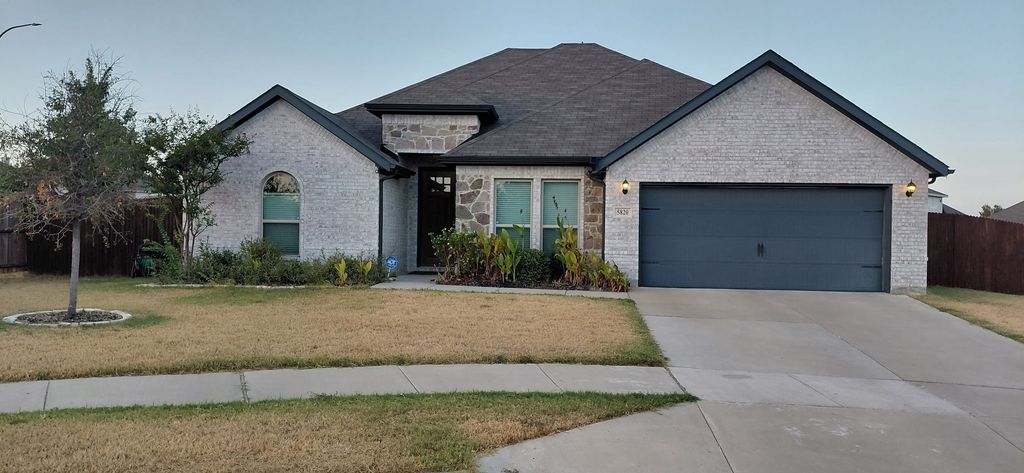 5820 Watts Bar Court, Fort Worth, TX 76179