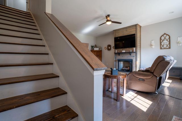 185 Bell Lake Drive, Trenton, GA 30752