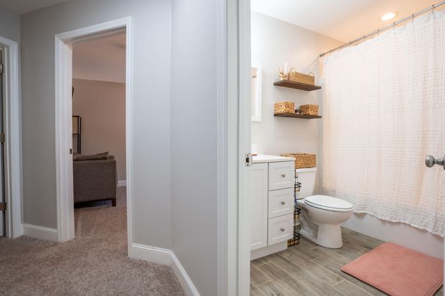 185 Bell Lake Drive, Trenton, GA 30752