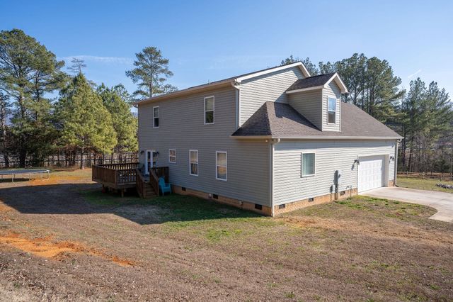 185 Bell Lake Drive, Trenton, GA 30752