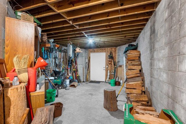 2355 LOST DAUPHIN ROAD, De Pere, WI 54115