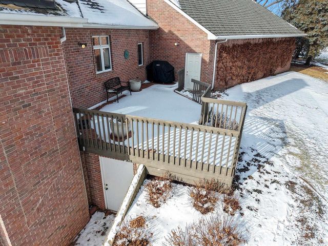 2355 LOST DAUPHIN ROAD, De Pere, WI 54115