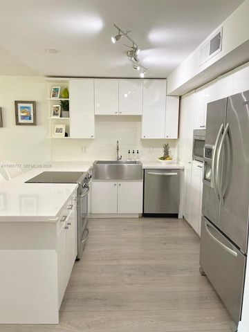 101 Ocean Lane Dr 304, Key Biscayne, FL 33149