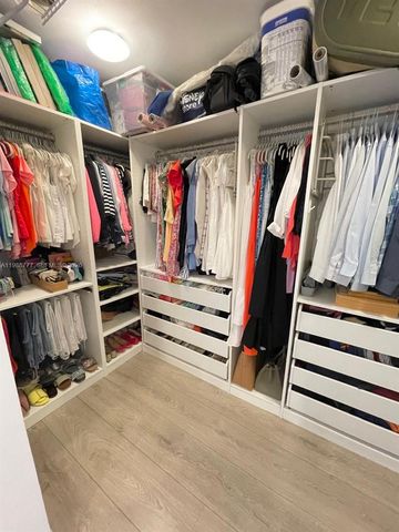 101 Ocean Lane Dr 304, Key Biscayne, FL 33149