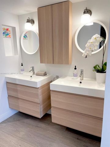 101 Ocean Lane Dr 304, Key Biscayne, FL 33149