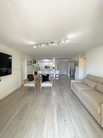 101 Ocean Lane Dr 304, Key Biscayne, FL 33149