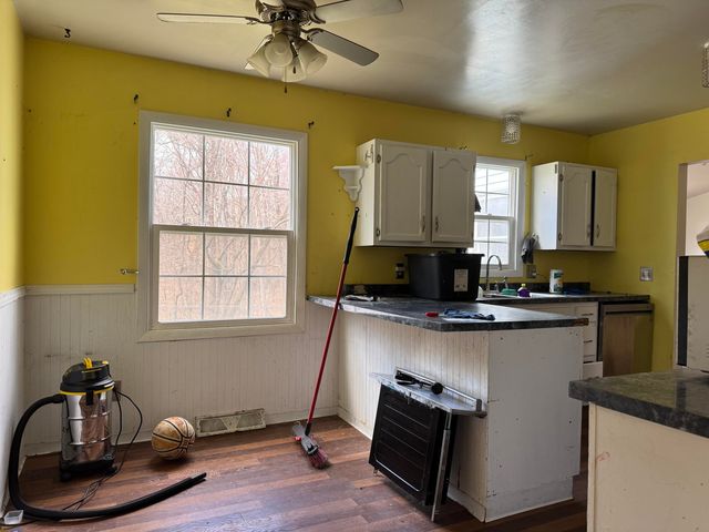 10736 Woodbushe Drive SE, Lowell, MI 49331