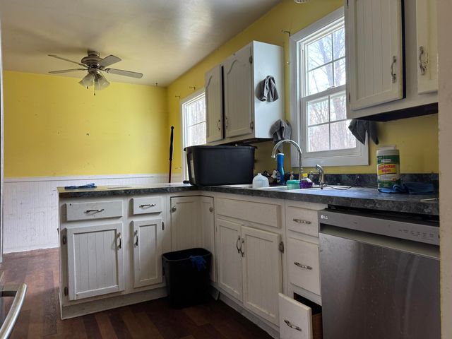 10736 Woodbushe Drive SE, Lowell, MI 49331