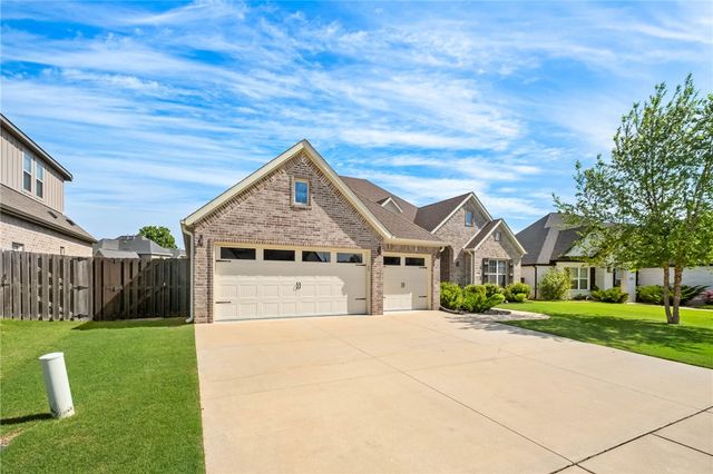 1502 Ridgewood Avenue, Lowell, AR 72745