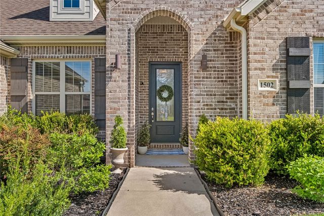 1502 Ridgewood Avenue, Lowell, AR 72745
