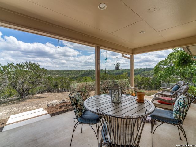 101 MOUNTAIN TOP DR, Boerne, TX 78006