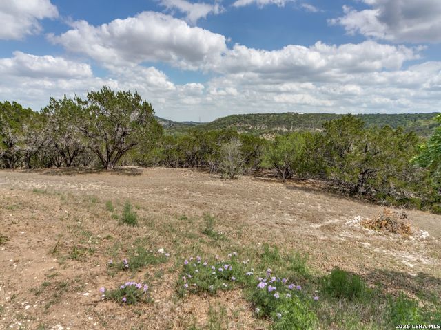 101 MOUNTAIN TOP DR, Boerne, TX 78006