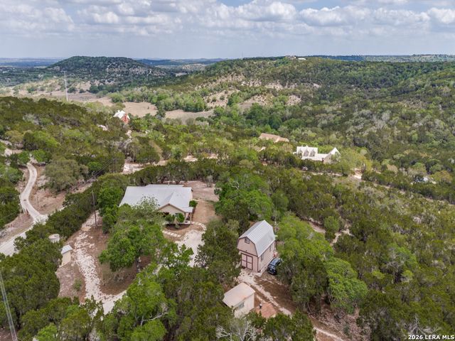 101 MOUNTAIN TOP DR, Boerne, TX 78006