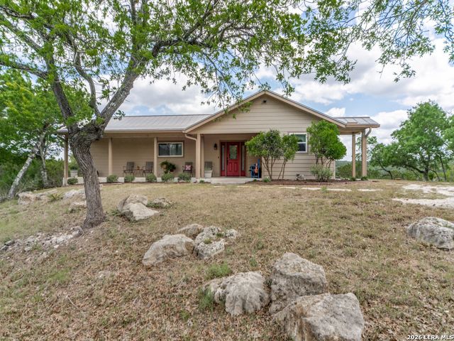 101 MOUNTAIN TOP DR, Boerne, TX 78006