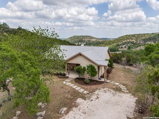 101 MOUNTAIN TOP DR, Boerne, TX 78006