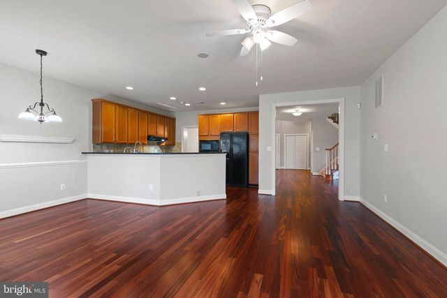 20070 INVERNESS SQ, Ashburn, VA 20147