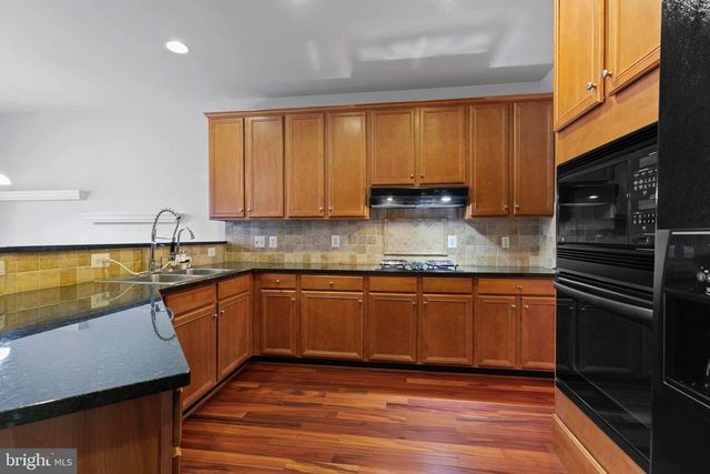 20070 INVERNESS SQ, Ashburn, VA 20147