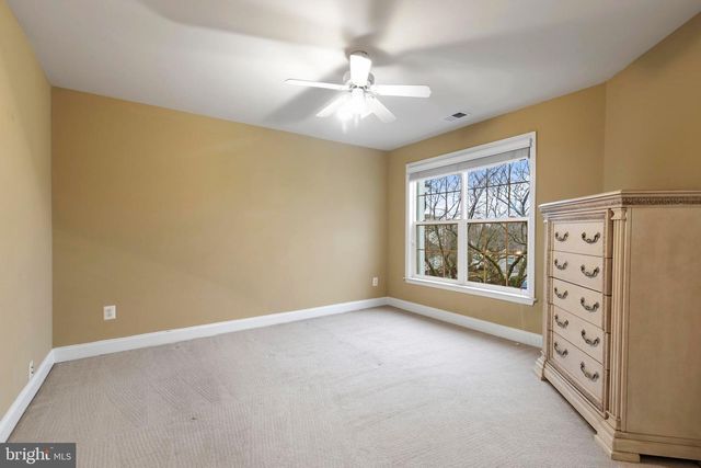 20070 INVERNESS SQ, Ashburn, VA 20147