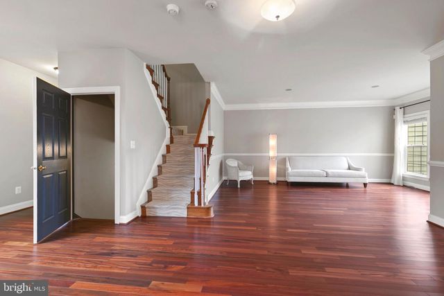 20070 INVERNESS SQ, Ashburn, VA 20147