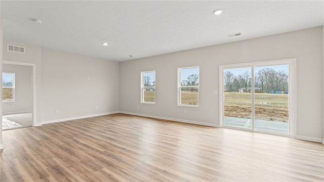 2210 Hackberry Street, Springfield, OH 45505