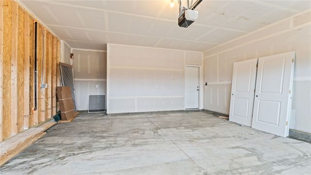 2210 Hackberry Street, Springfield, OH 45505