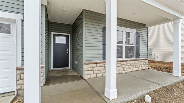 2210 Hackberry Street, Springfield, OH 45505