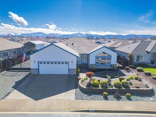 2338 Rabun Way, Central Point, OR 97502
