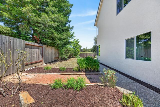 3357 Tourmaline Way, Rescue, CA 95672