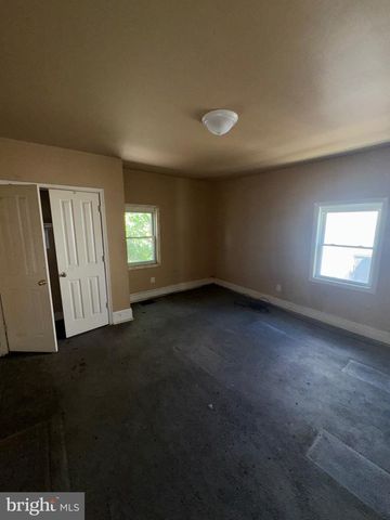 2330 NICHOLSON ST SE, Washington, DC 20020